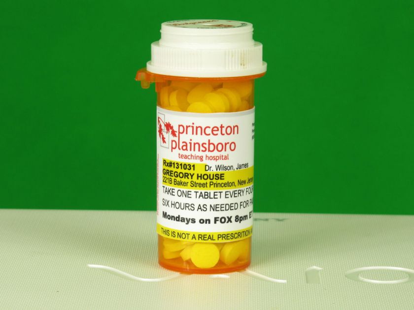 House M.D. Princeton Plainsboro Teaching Hospital Pill Bottle MD Hugh 