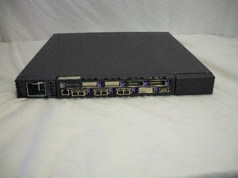 Brocade Silkworm 2400 FC Switch 8Port BR 2401 100MB/s  