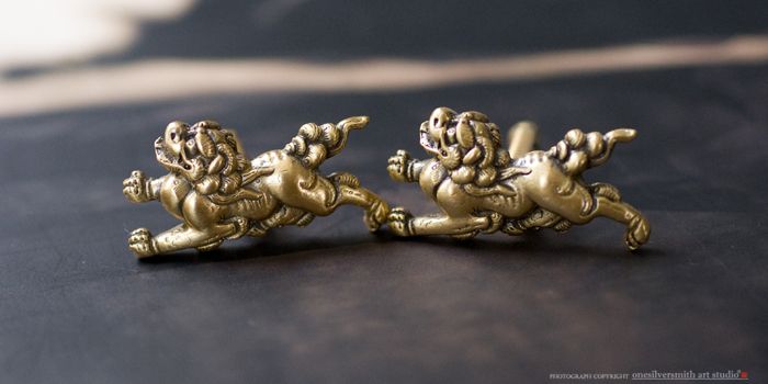 Lion Cufflinks New York City Museum Store Replica 1998  