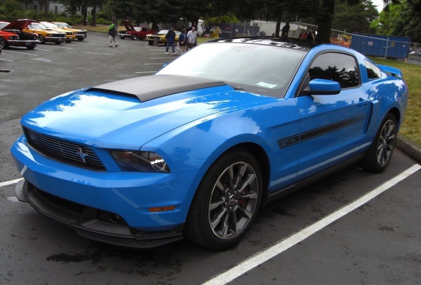 2010 2012 FORD MUSTANG   OEM HOOD SCOOP (GT or V6)   UNPAINTED *MSRP $ 