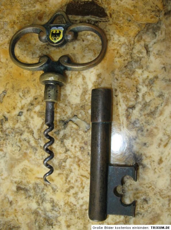   wine bottles corkscrew ESSLINGEN Baden Wuerttemberg 1960 KR019  