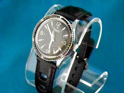 VINTAGE  7J MID SIZED DIVERS STYLE WIND UP WATCH  