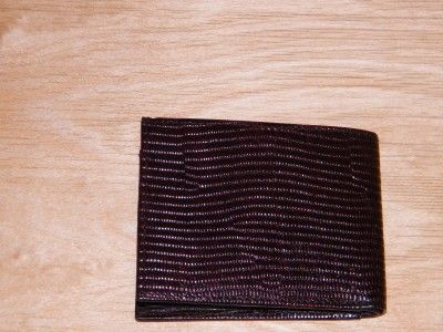 GORGEOUS ITALIAN LEATHER LIZARD EMBOSSED BIFOLD WALLET  