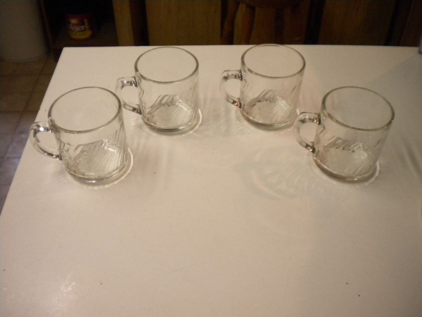 Mexico Vitro Corning Glass Coffee Cups. LOOK  