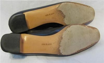 Vintage Salvatore Ferragamo Vara Pump Dress Shoe Women sz 8 AA  