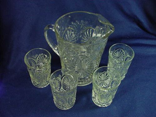 EAPG STARBURST & FAN PITCHER & 4 TUMBLERS  