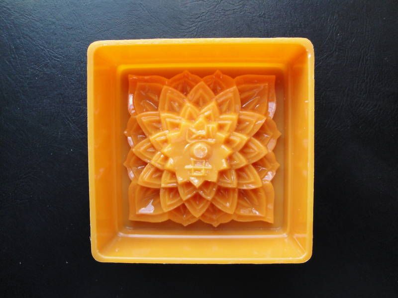 Moon cake plastic molds # 250 21 Khuon Trung Thu  