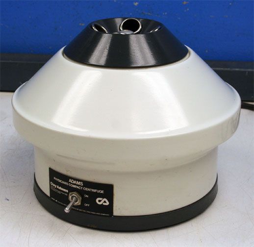 Clay Adams BectonDickinson 0131 Compact Centrifuge  