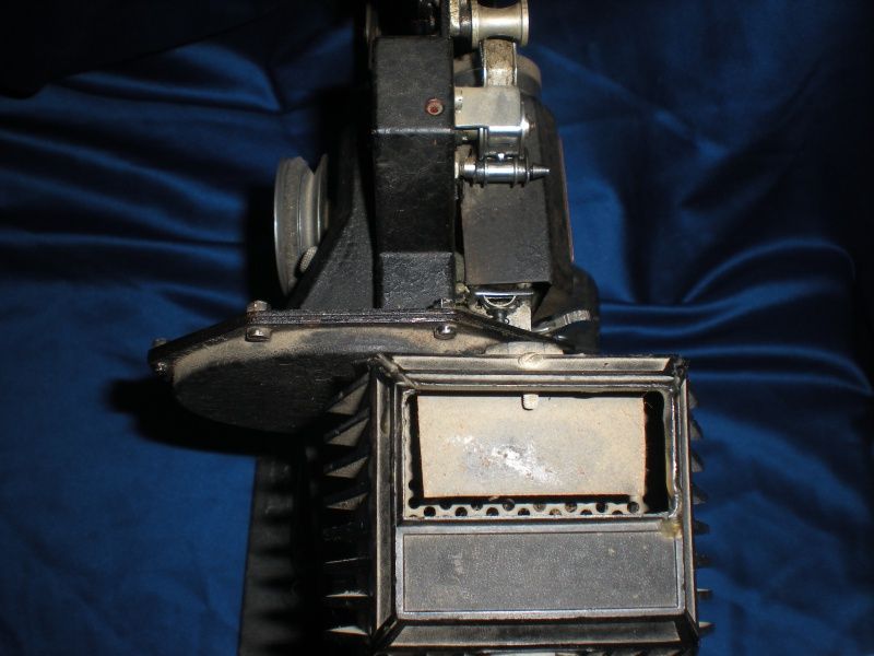 Pathe 9.5 mm projector for years 1922  