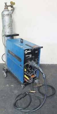 MILLER MILLERMATIC 200 CV DC ARC WELDING POWER SOURCE  