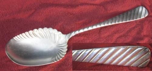 INTERNATIONAL SILVERPLATE DUNDEE CASSEROLE SPOON c1886  