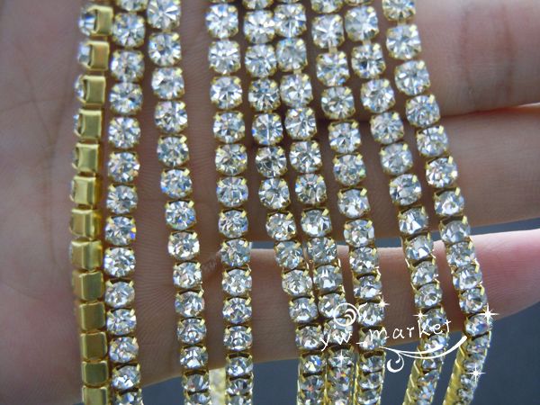 Crystal Clear Rhinestone Close Chain Trim Brass 6 Meter  