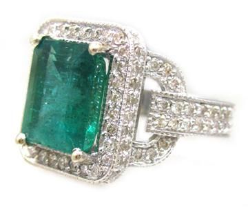 14K WHITE GOLD, 4.00CTW CUSHION CUT EMERALD WITH ROUND CUT DIAMONDS 