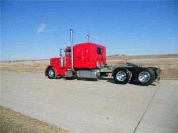 2005 Peterbilt 379 EXHD Semi Truck 2005 Peterbilt 379 EXHD Semi Truck 