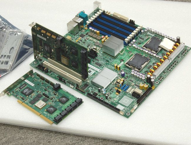 Intel S5000PSL Server Board w/CPU + 3ware 9550SX bundle  