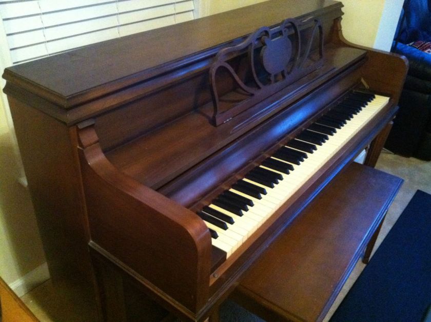 Sohmer & Co upright piano 38  