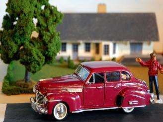 NEW 132 DIECAST 1941 BUICK SEDAN  