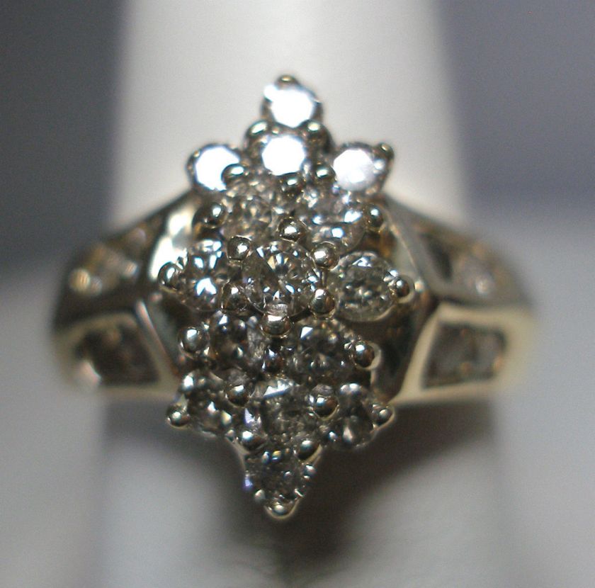 ESTATE SALE 14KT Y/G GENUINE DIAMOND CLUSTER RING  