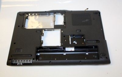 Hp Pavilion DV2000 Bottom Cover w/USB Board 417093 001  