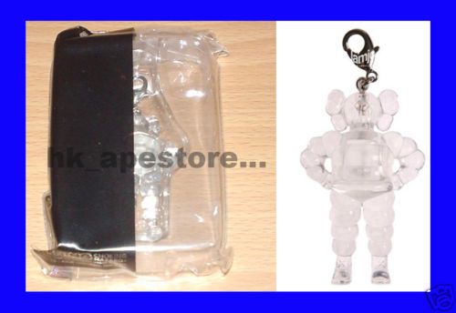 Kaws Chum OriginalFake FIGURE KeyChain #5 michelin  