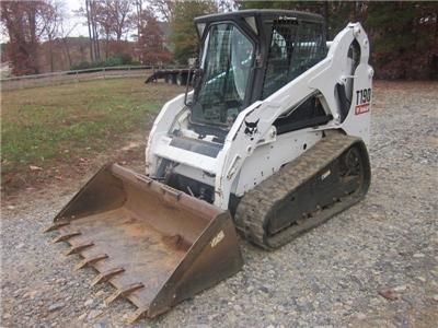   T190, CAB HEAT & AIR, JOYSTICK CONTROLS, 638 HRS, COMPACT TRACK LOADER