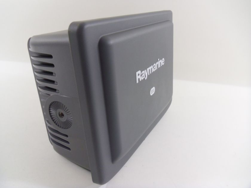 Raymarine E80 Waterproof Marine GPS Receiver Fishfinder Chart Plot 