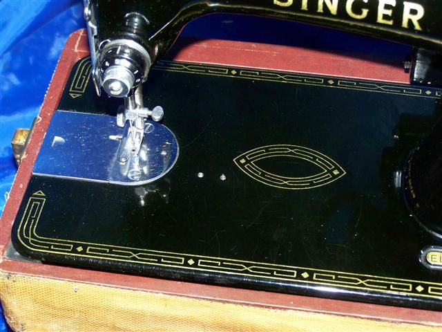 SINGER 99K SEWING MACHINE SERVICED READY TO SEW A BEAUTY ORIGINAL CASE 